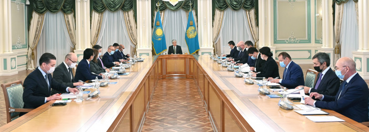 Глава государства провел заседание Высшего совета по реформам